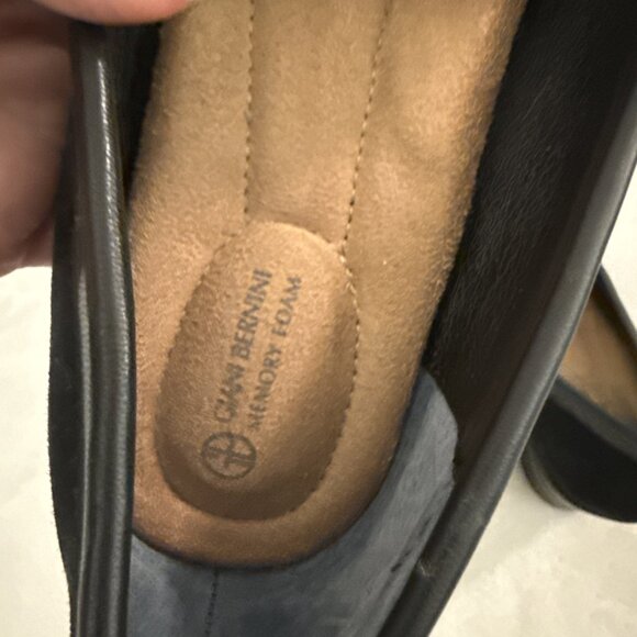 Gianni Bernini Porshaa Black Suede Loafer Heels With Gold Buckle Women's Size 8M - Picture 6 of 12